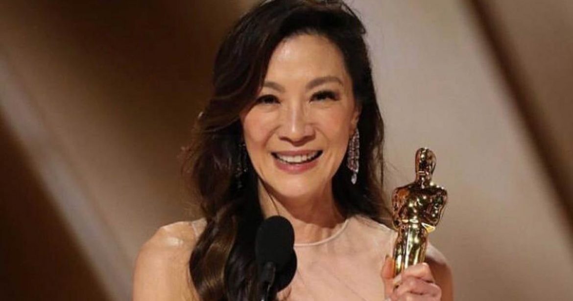 Michelle Yeoh Bakal Jadi Ahli IOC | Kool 101