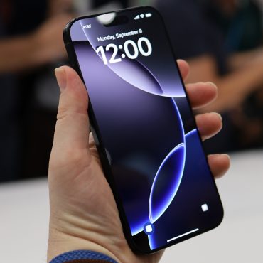 santau pencuri iphone