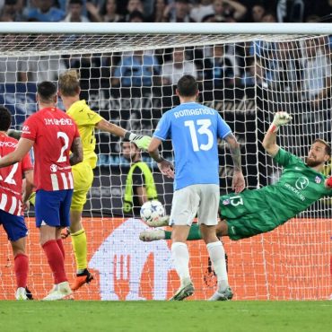 Penjaga gol